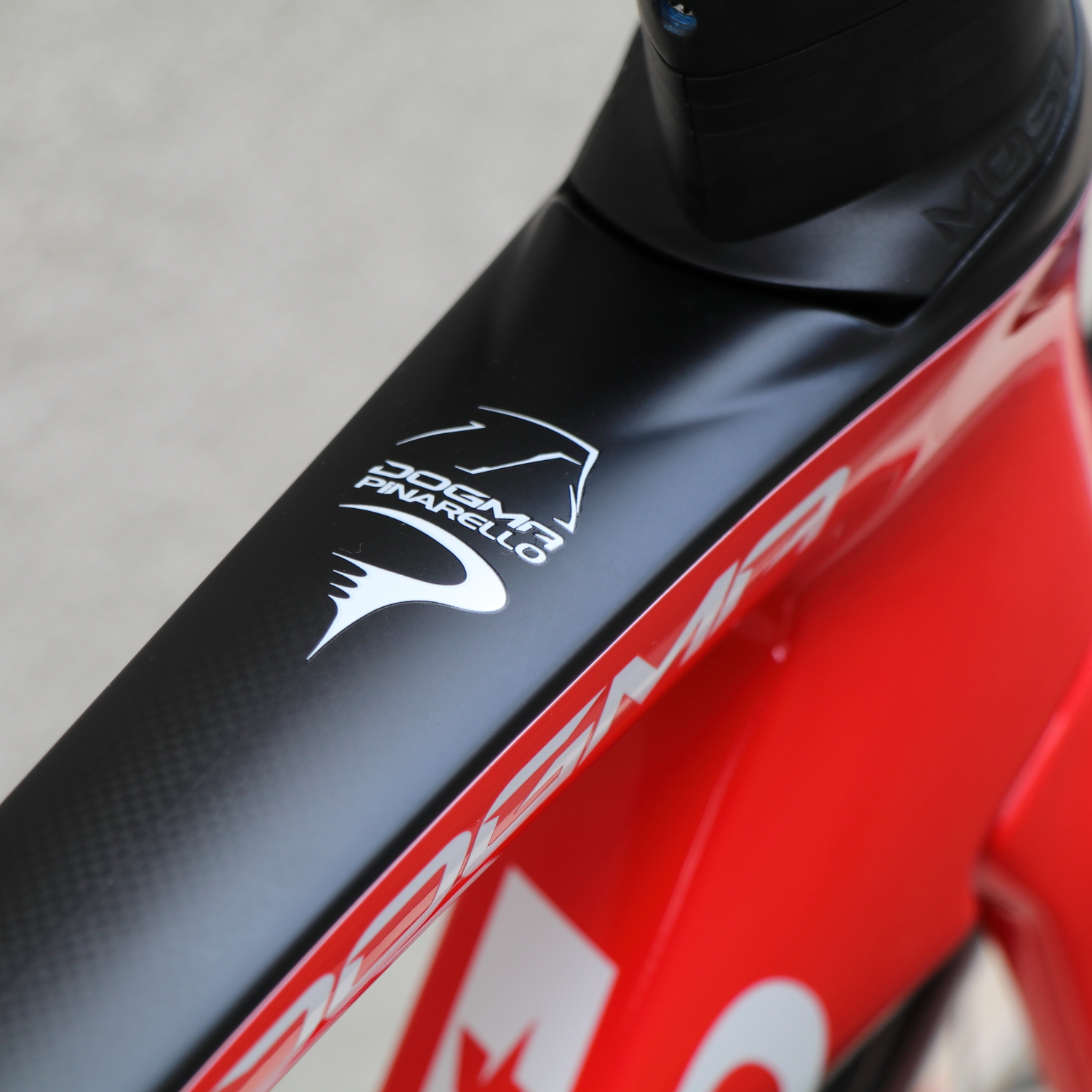 ロードバイク界の王者 【DOGMA F】、入荷しました！