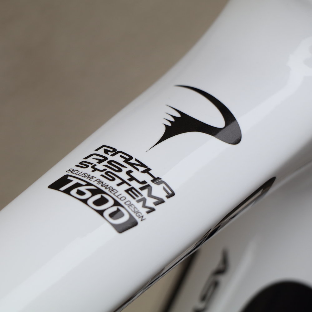 PINARELLO RAZHA、入荷しました！ - ノースバイシクル北海道